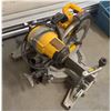 Image 5 : DeWalt Sliding Compound Mitre Saw With Stand and Brackets