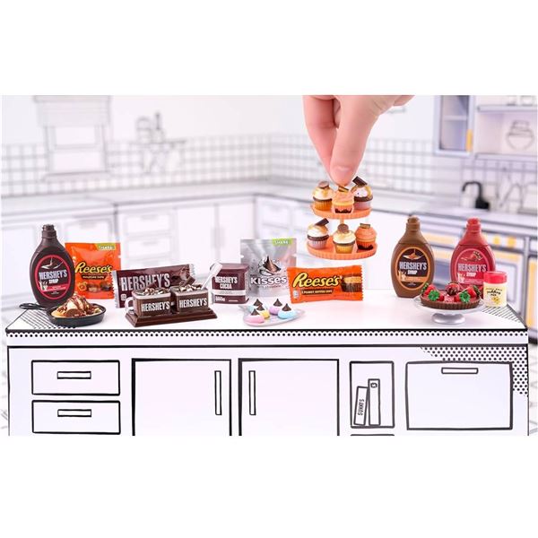 MGA's Miniverse Make It Mini Food Hershey Multipack Mini Collectibles 30pcs