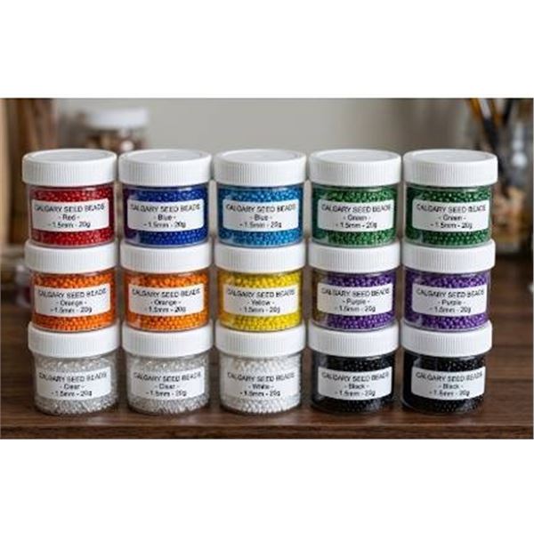 Small Plastic Containers with Lids