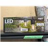 Image 2 : Feit LED String Lights With Double Light Pole