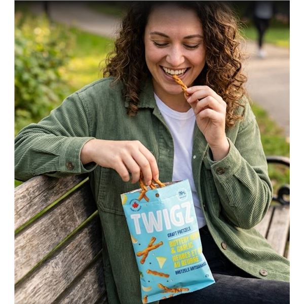 Twigz Buttery Herb & Garlic Craft Pretzels 12x42g