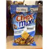 Image 2 : Chex Mix Traditional 5 x 226g Bags
