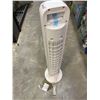 Image 5 : White Oscillating Tower Fan With Controls