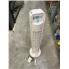 Image 6 : White Oscillating Tower Fan With Controls