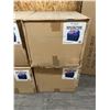 Image 2 : Canarm EF40C Poly Waterer, Case