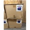 Image 4 : Canarm EF40C Poly Waterer, Case