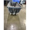 Image 4 : Plastic Commercial Utility Tilt Truck