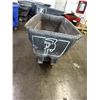 Image 4 : Plastic Commercial Utility Tilt Truck