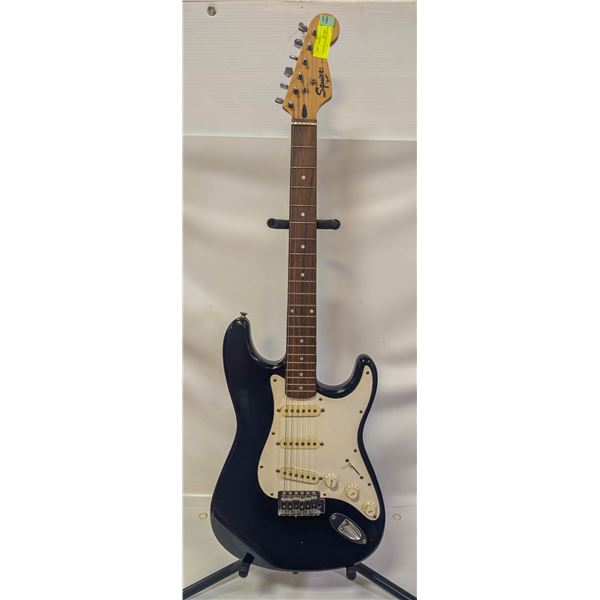 FENDER SQUIER STRATOCASTER ELECTRIC