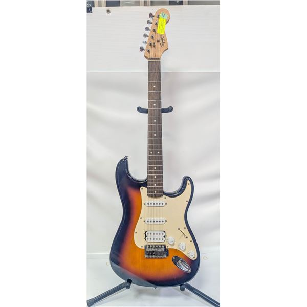 FENDER SQUIER STRATOCASTER ELECTRIC