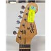 Image 3 : FENDER SQUIER STRATOCASTER ELECTRIC