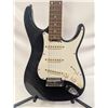 Image 2 : PEAVEY RAPTOR PLUS STRAT ELECTRIC