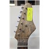 Image 3 : MATTE WOOD STAIN ELECTRIC GUITAR