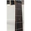 Image 4 : DE ARMOND 5 STRING ELECTRIC BASS GUITAR