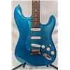 Image 2 : TEAL ELECTRIC GUITAR UNNAMED