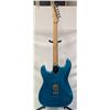 Image 5 : TEAL ELECTRIC GUITAR UNNAMED