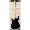 Image 5 : YAMAHA ERG 121C BLACK ELECTRIC *AS IS