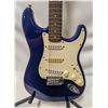 Image 2 : BLUE FENDER STRATOCASTER SQUIER ELECTRIC