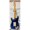 Image 4 : BLUE FENDER STRATOCASTER SQUIER ELECTRIC