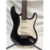 Image 2 : ACADEMY STRAT ELECTRIC GUITAR