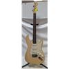 Image 1 : BLONDE STRAT STYLE ELECTRIC GUITAR