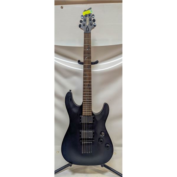 SCHECTER DIAMOND SERIES ELECTRIC GUITAR