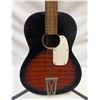 Image 2 : ANTIQUE SATURN ACOUSTIC GUITAR