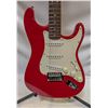 Image 2 : RED FENDER SQUIRE BULLET STRAT