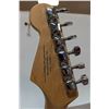Image 5 : RED FENDER SQUIRE BULLET STRAT