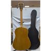 Image 4 : 1950S ACOUSTIC GUITAR W CASE AS IS