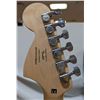 Image 6 : FENDER SQUIER STRATOCASTER W CASE