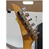 Image 6 : PROFILE BLACK STRAT ELECTRIC GUITAR W CASE