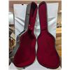 Image 7 : ART & LUTHERIE ACOUSTIC GUITAR W CASE