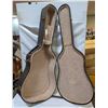 Image 7 : BC RICH HAND CRAFTED ACOUSTIC GUITAR W CASE