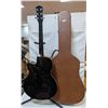 Image 4 : FENDER BLACK ACOUSTIC ELECTRIC GUITAR