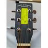 Image 3 : SIMON & PATRICK LUTHIER ACOUSTIC GUITAR W CASE