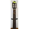 Image 4 : VINTAGE CLASSICAL GUITAR NEEDA STRINGS