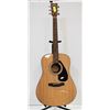 Image 1 : YAMAHA ACOUSTIC GUITAR