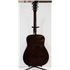 Image 4 : VINTAGE YAMAHA ACOUSTIC GUITAR
