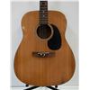 Image 2 : VINTAGE REGENT ACOUSTIC GUITAR