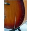 Image 4 : VINTAGE FRAMUS ACOUSTIC GUITAR