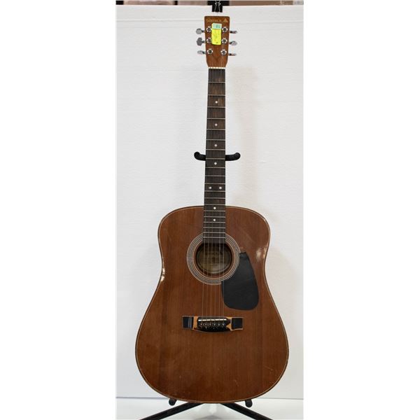 SAMICK ACOUSTIC GUITAR