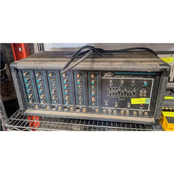 PEAVEY XR600C MIXER AMPLIFIER