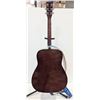 Image 4 : VINTAGE YAMAHA ACOUSTIC GUITAR