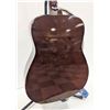 Image 5 : VINTAGE YAMAHA ACOUSTIC GUITAR