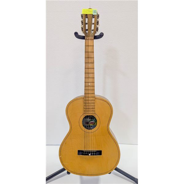 1950S LARK CHILDS SIZE GUITAR