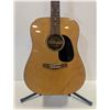 Image 2 : TRADITION ACOUSTIC GUITAR