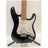 Image 2 : KRAMER FOCUS 211S STRAT ELECTRIC GUITAR