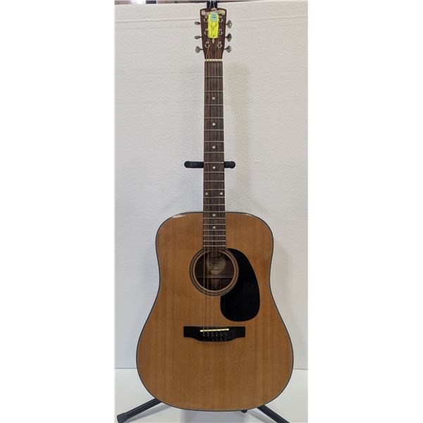 BLUERIDGE ACOUSTIC GUITAR