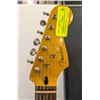 Image 3 : FENDER STRATOCASTER W CASE CRAFTED IN CHINA